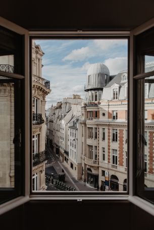 Обои 4000x5967 из окна, окно, воздух, улицы, Париж, уют