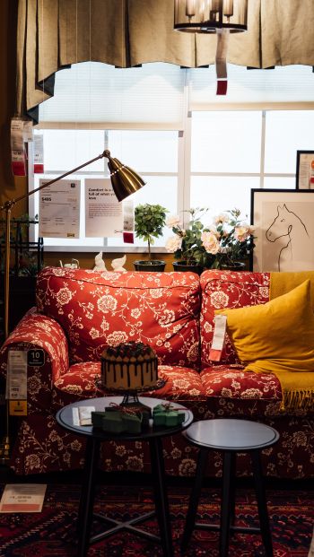 comfort, house, warm, sofa, plaid, cake, lamp Wallpaper 640x1136