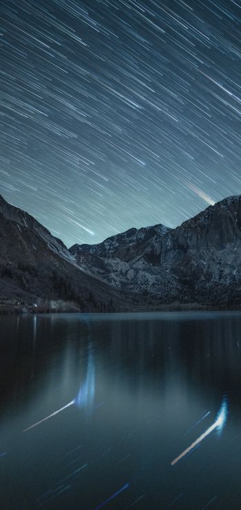 Обои 1440x3040 звезды, звезды падают, длинная выдержка, озеро, горное озеро, горы