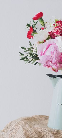 Обои 1440x3200 букет, эстетика, ваза, пионы, розы