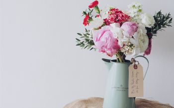 bouquet, aesthetics, vase, peonies, roses Wallpaper 2560x1600