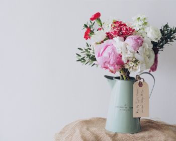 bouquet, aesthetics, vase, peonies, roses Wallpaper 1280x1024