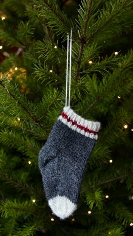 sock, lights, spruce, Christmas tree, decoration, New Year Wallpaper 640x1136