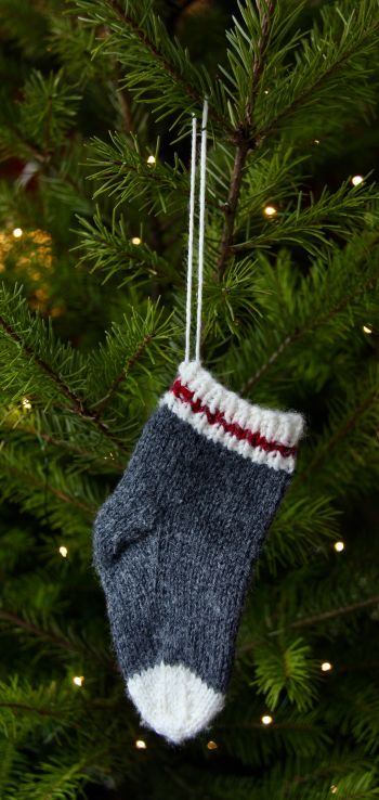 sock, lights, spruce, Christmas tree, decoration, New Year Wallpaper 1080x2280