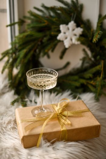 glass, sparkling, gift, packing, New Year Wallpaper 640x960