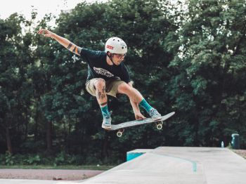 sport, skate park, skate board, tricks Wallpaper 1024x768