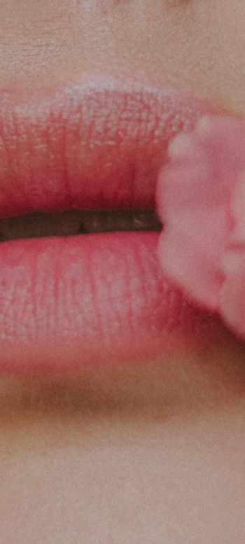 lips, flower, girl Wallpaper 720x1600
