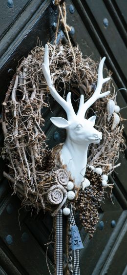 wreath, deer Wallpaper 1080x2340