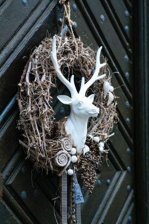 wreath, deer Wallpaper 2667x4000