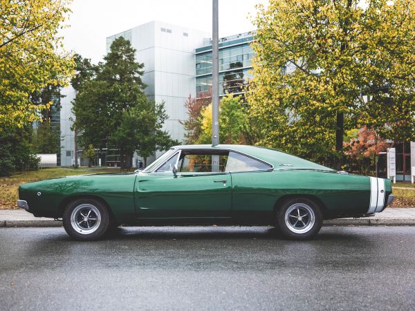 car, machine, green Wallpaper 1024x768