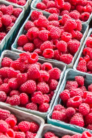 raspberries, berry Wallpaper 640x960