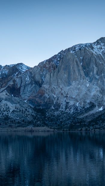 Обои 1440x2560 горы, озеро, отражение