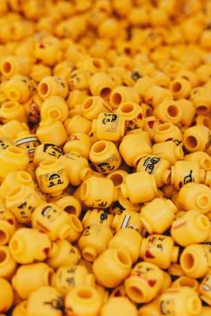 head, yellow, lego Wallpaper 640x960