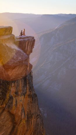 mountains, man, proposal Wallpaper 640x1136