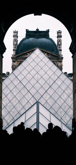 Обои 1242x2688 Париж, Франция Франция уличная фотография архитектура купол человек арка арочный шпиль шпиль башня