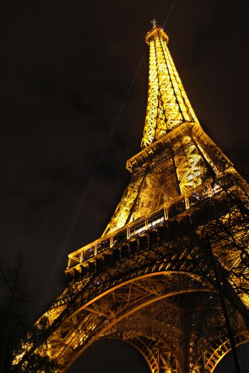Обои 640x960 Париж, Франция, Эйфелева башня