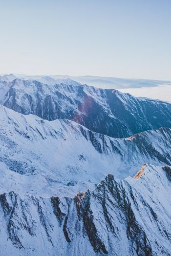 Обои 640x960 снег в горах, горы, зима, вид с дрона