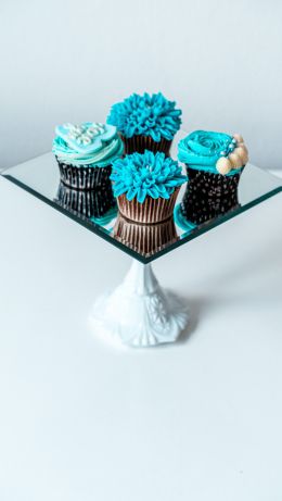 cupcakes, food, aesthetics, blue Wallpaper 640x1136