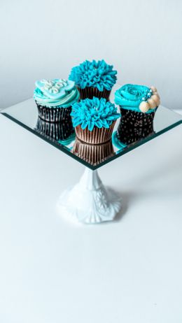 cupcakes, food, aesthetics, blue Wallpaper 2160x3840