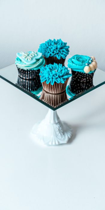 cupcakes, food, aesthetics, blue Wallpaper 720x1440