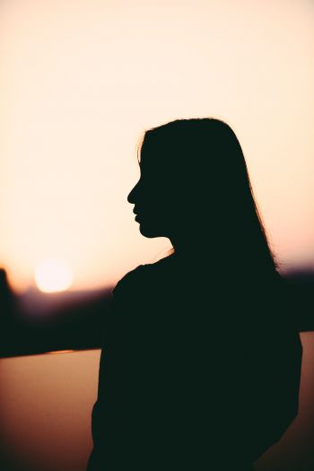 girl, silhouette, sunset, profile Wallpaper 640x960