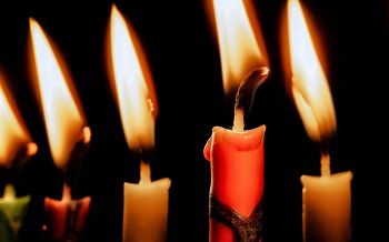 candles, candle, fire, warm, black background Wallpaper 2560x1600