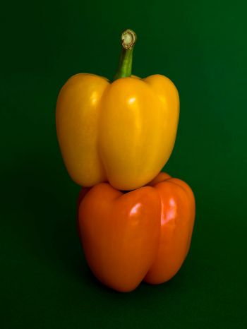 yellow pepper, vegetable Wallpaper 1620x2160