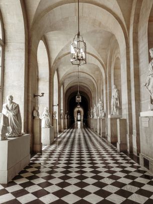 Palace of Versailles, Versailles, France Wallpaper 1620x2160