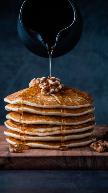 pancakes, honey, nuts Wallpaper 640x1136