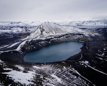 Iceland, mountains, lake, snow Wallpaper 1280x1024