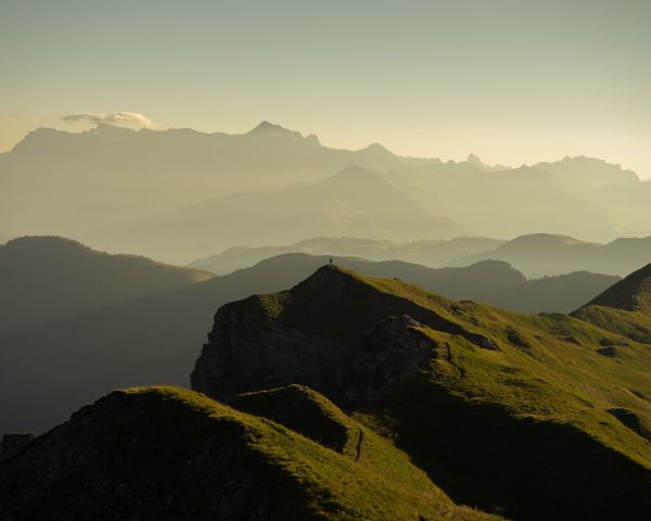 Montagnier, Kur, Switzerland Wallpaper 1280x1024