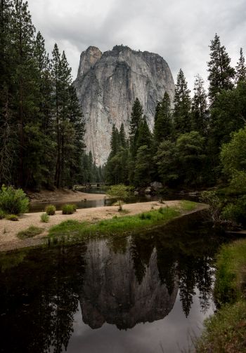 Yosemite National Park, USA Wallpaper 1640x2360