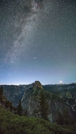 Yosemite Valley, USA Wallpaper 640x1136