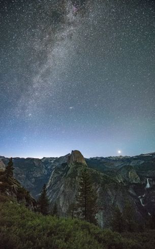 Yosemite Valley, USA Wallpaper 800x1280