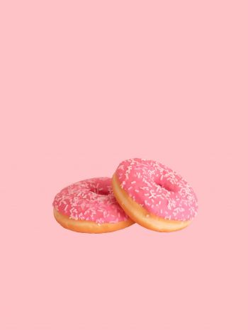 donut, glaze, pink Wallpaper 2048x2732