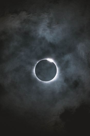 solar eclipse, sky Wallpaper 640x960