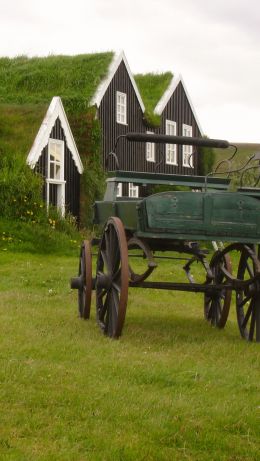 Iceland, green, house, telga Wallpaper 640x1136