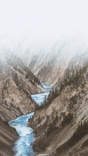 Yellowstone National Park, USA Wallpaper 640x1136