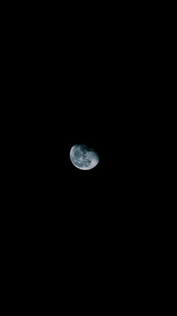 Обои 1080x1920 луна, ночь, небо