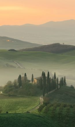 Tuscany, Italy Wallpaper 600x1024