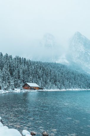 Lake Louise, Canada Wallpaper 640x960