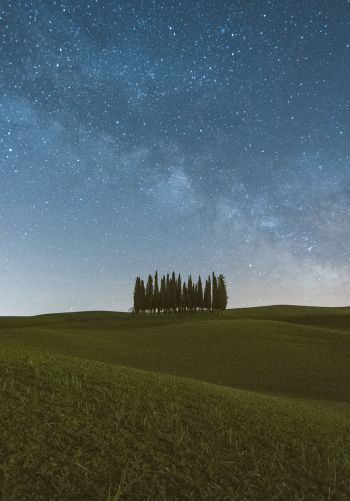 Tuscany, Italy, night Wallpaper 1668x2388