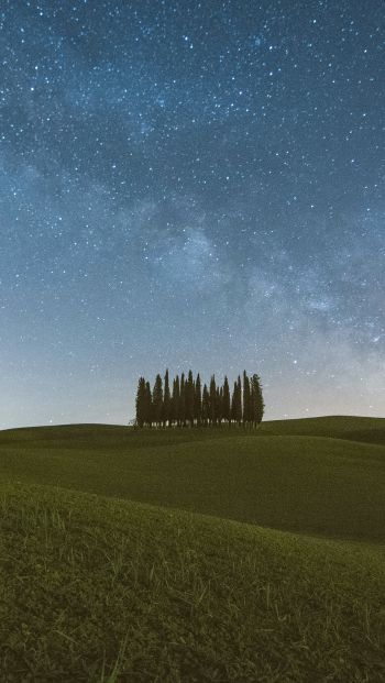 Обои 640x1136 Тоскана, Италия, ночь