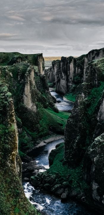 Обои 1440x2960 Исландия, горы, река