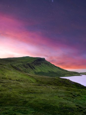 Isle of Skye, Great Britain Wallpaper 2048x2732
