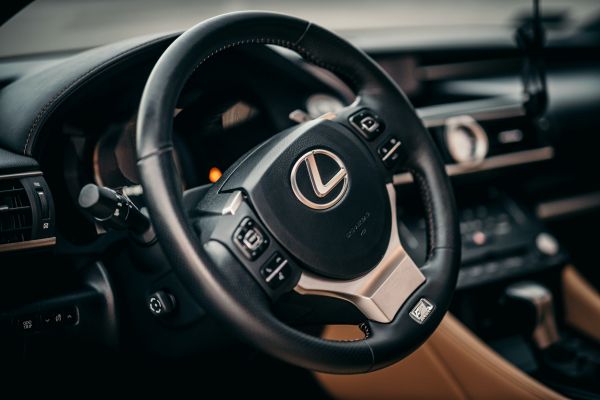 Обои 6720x4480 руль, салон автомобиля, Lexus