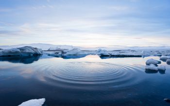 Iceland, water, ripple Wallpaper 2560x1600
