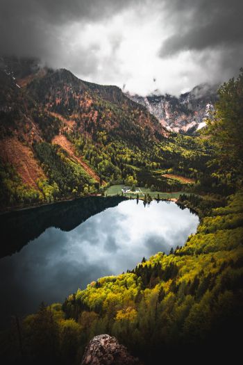 Обои 640x960 озеро, горы, отражение