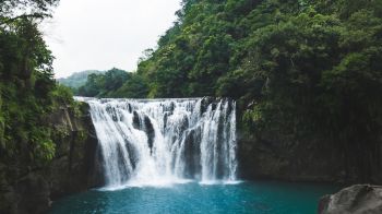 Обои 1600x900 водопад, река, растительность
