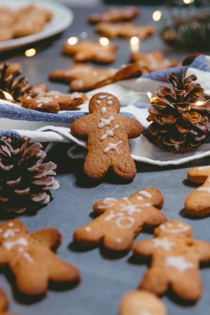 gingerbread, glaze Wallpaper 640x960